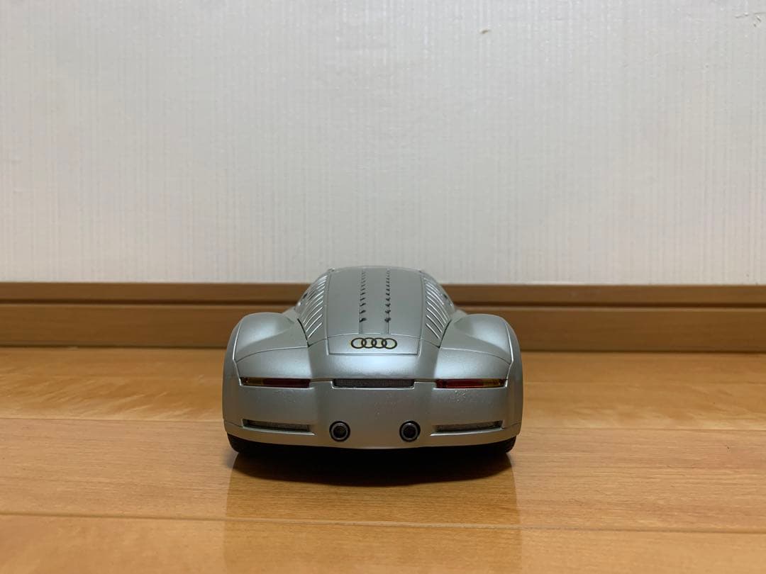 Audi スポーツカー ミニカー シルバー