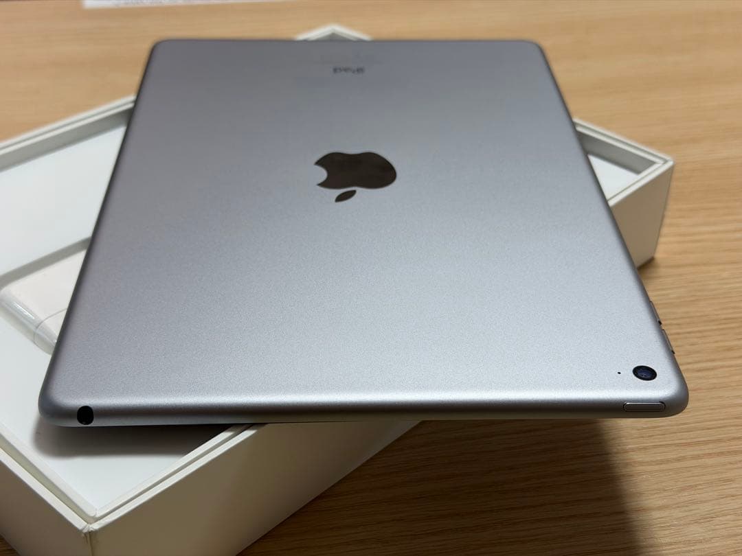iPad本体 iPad Air2 Wi-Fi Space Gray-