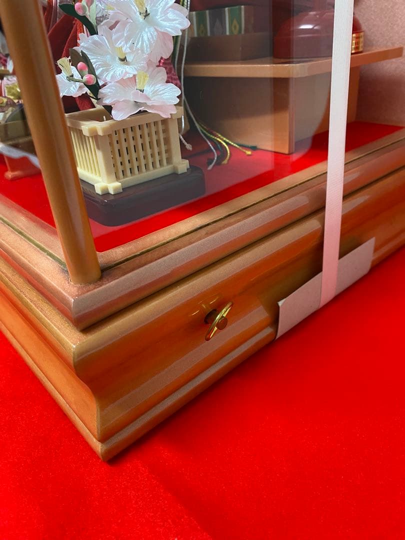 東京久月　雛人形オルゴール付き五人飾り・間口約５７×奥行約３１×高さ約３８㎝
