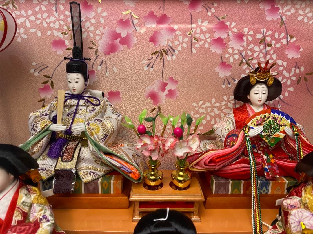 東京久月　雛人形オルゴール付き五人飾り・間口約５７×奥行約３１×高さ約３８㎝