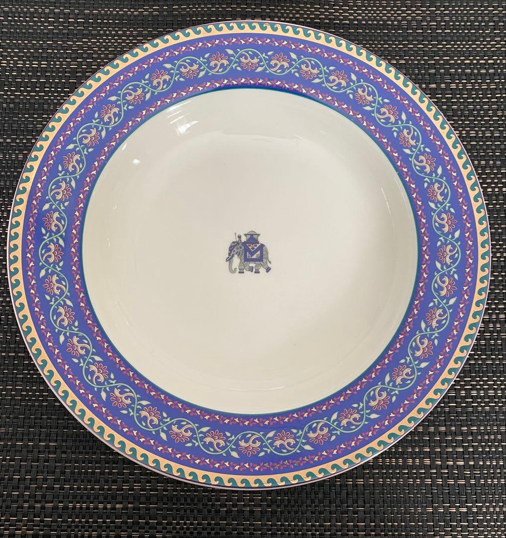 ZARA ゾウさん　青色装飾の食器セット 3枚