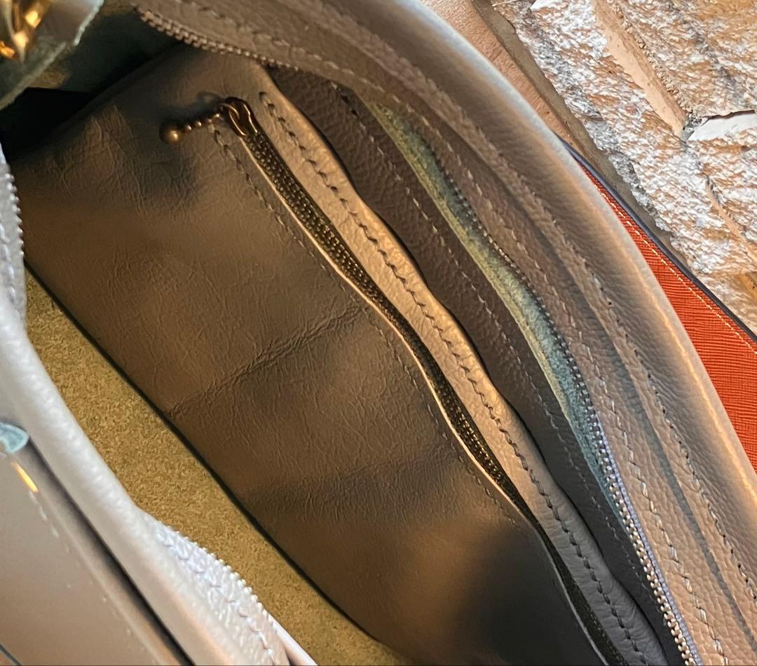 ハンドメイド、シュリンクレザー バッグ　ファスナー付き