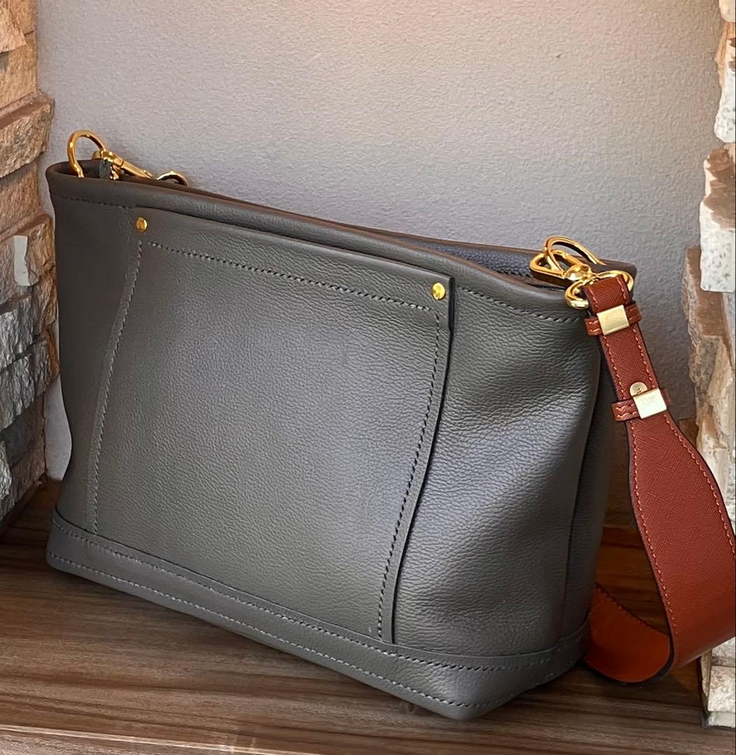 ハンドメイド、シュリンクレザー バッグ　ファスナー付き