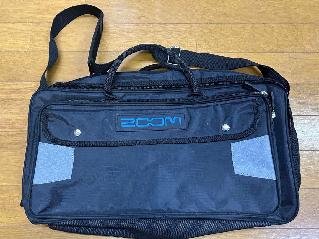 完動品ZOOM G5 ＋純正アダプター＋純正ソフトケース＋取扱説明書＋予備真空管