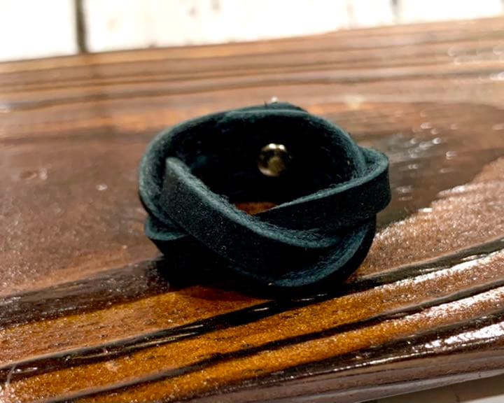 ＊展示品♪ハンドメイド 網込みレザーリング 17号＊