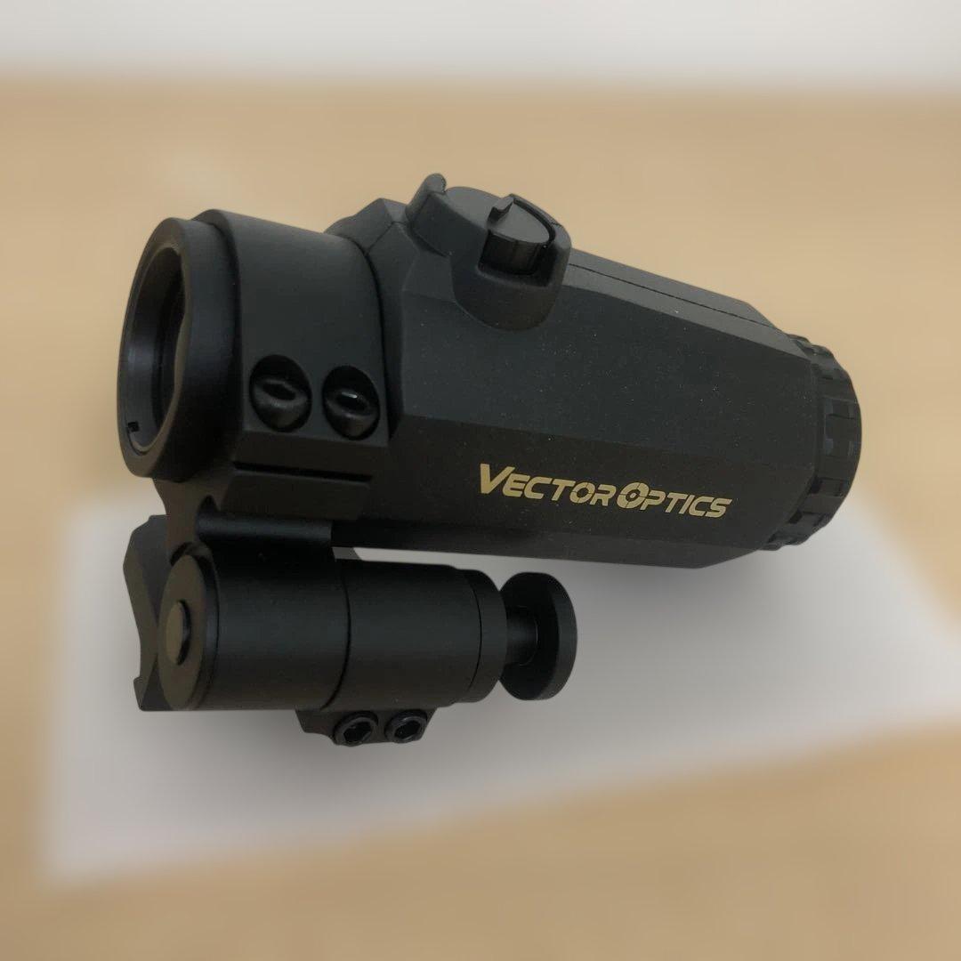 個人装備 M0317-6 Vector Optics Maverick-III 3x22