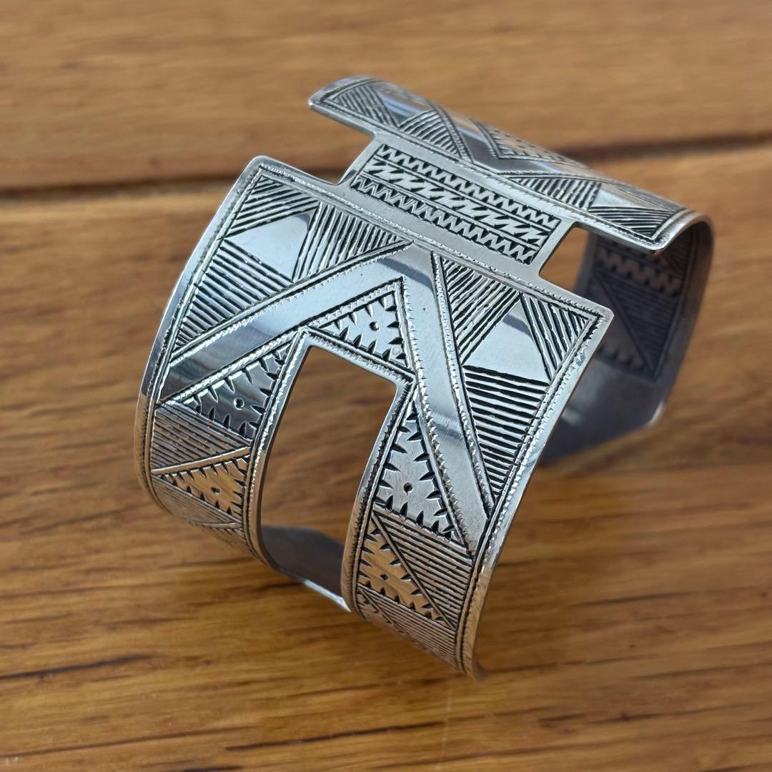 トゥアレグ族 シルバー　バングル