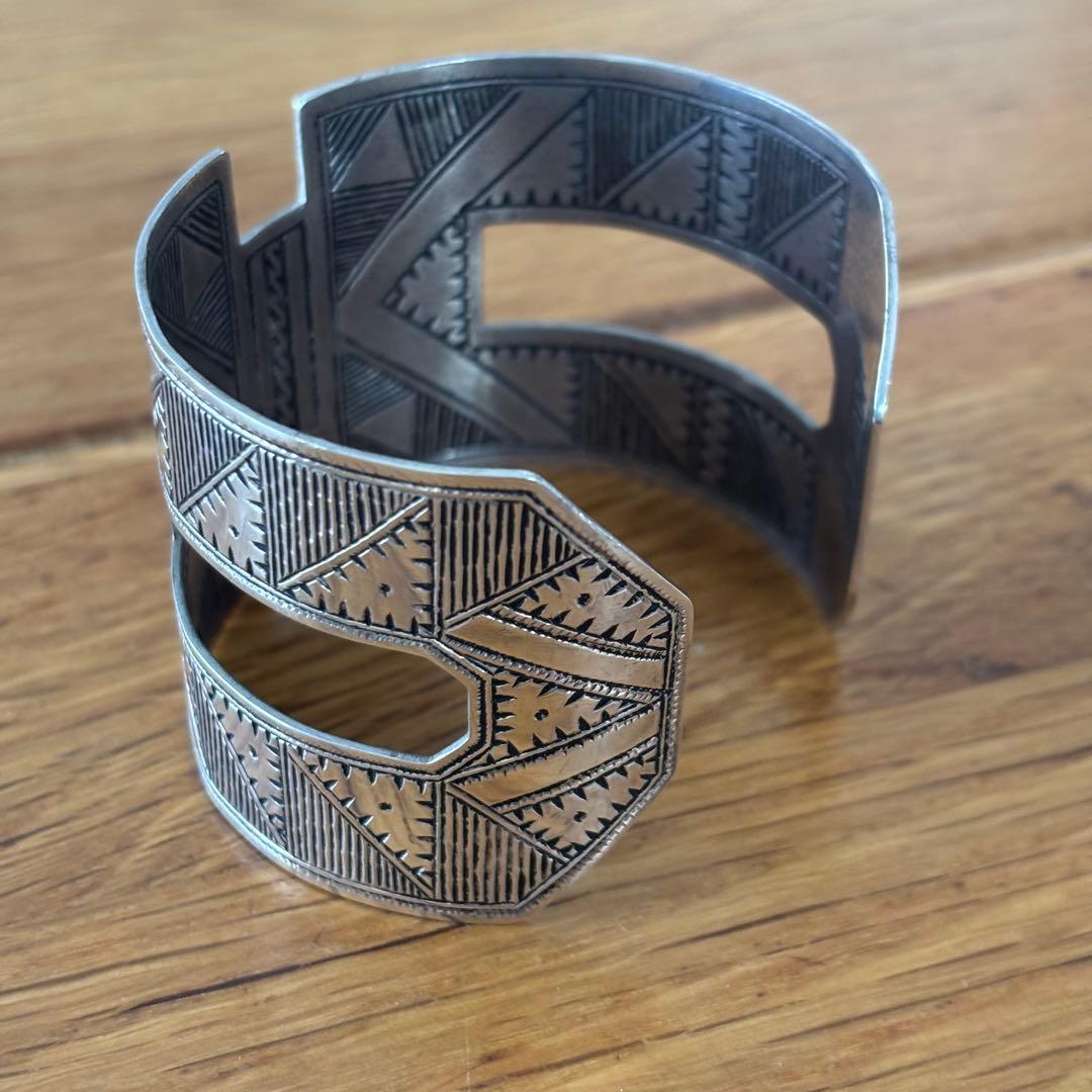 トゥアレグ族 シルバー　バングル