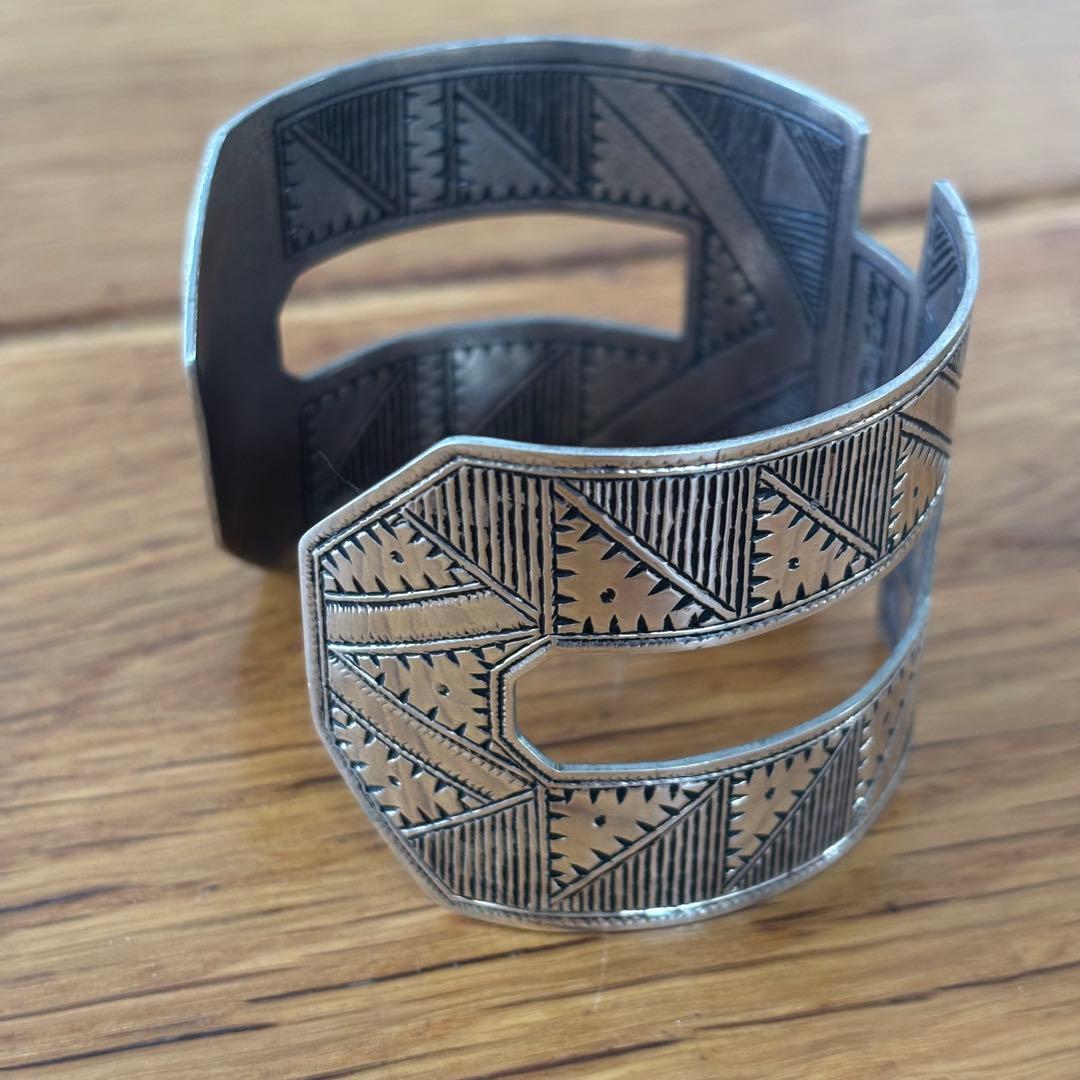 トゥアレグ族 シルバー　バングル