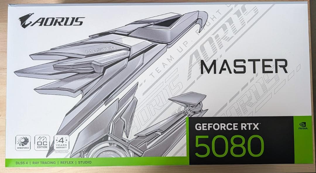 返品可 AORUS GeForce RTX 5080 16GB WHITE