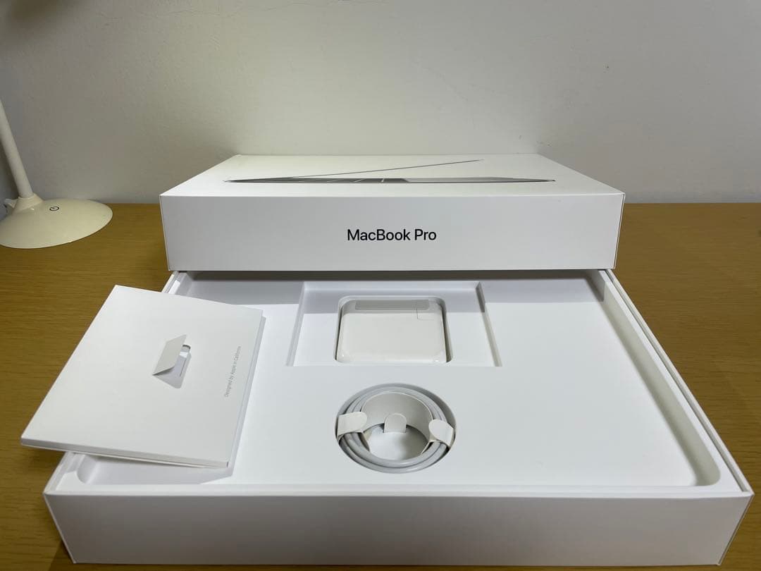『美品』 MacBook Pro 2020充電回数９１回、大容量RAM 32GB