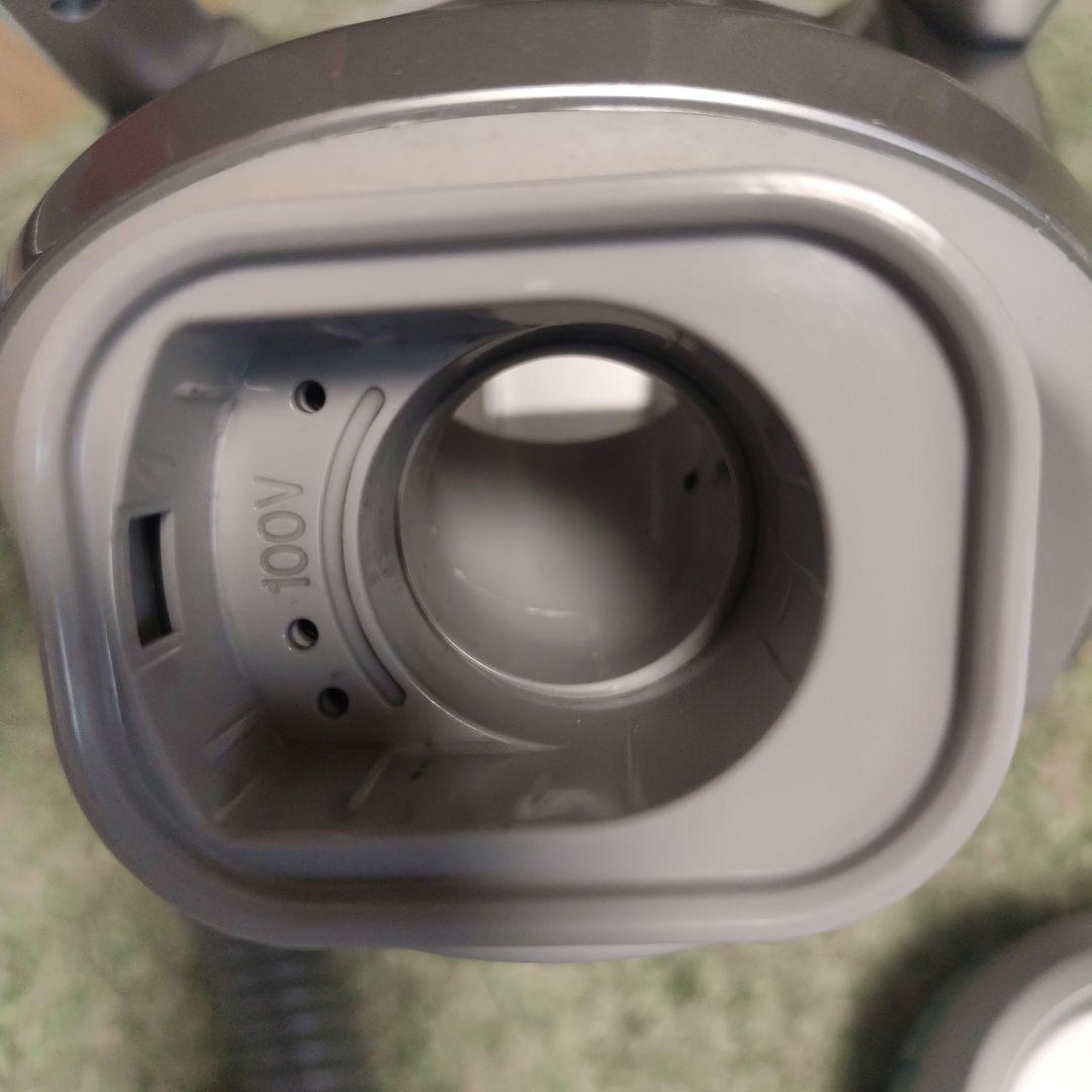 美品 IRISOHYAMA 軽量サイクロンクリーナー KIC-CTP1-S