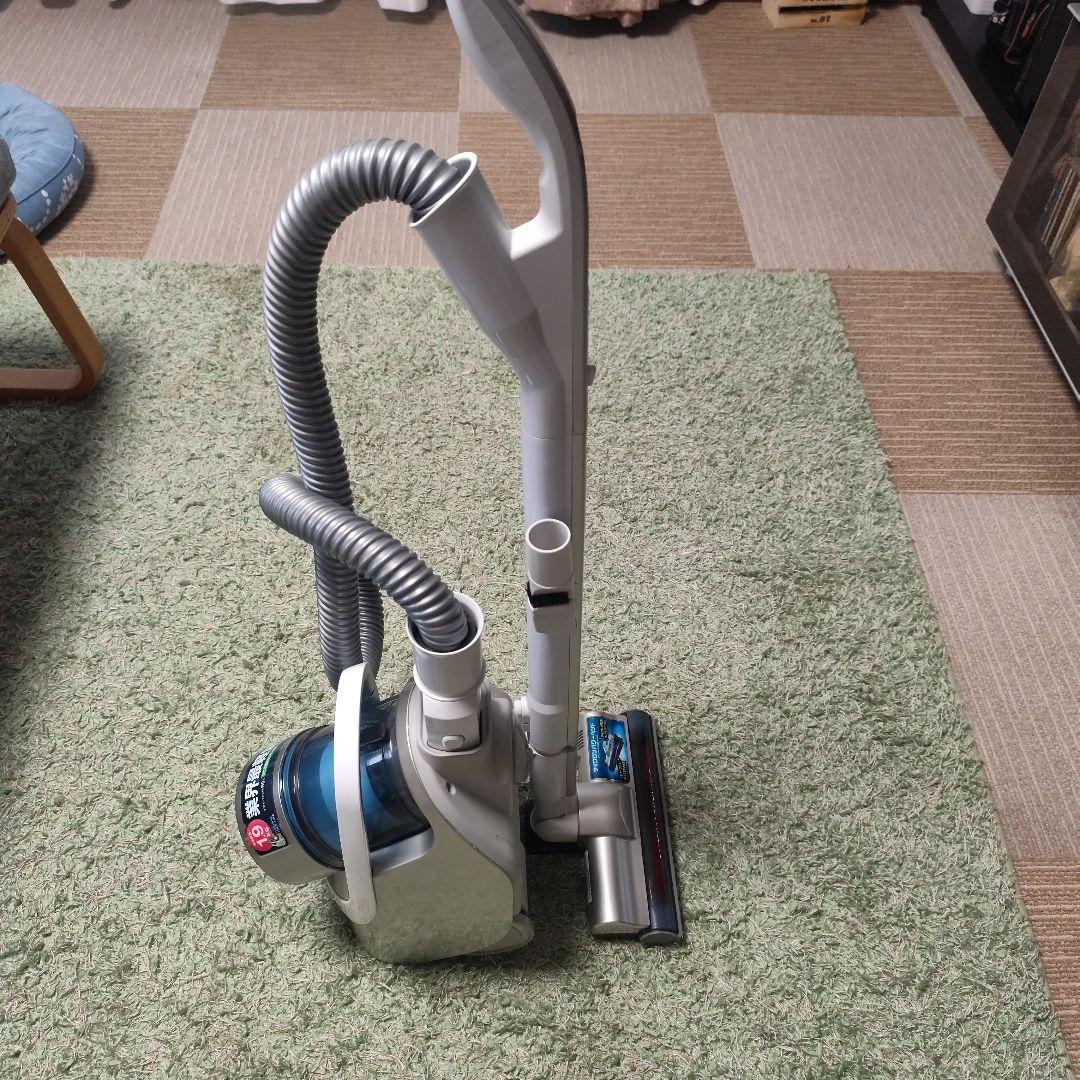 美品 IRISOHYAMA 軽量サイクロンクリーナー KIC-CTP1-S