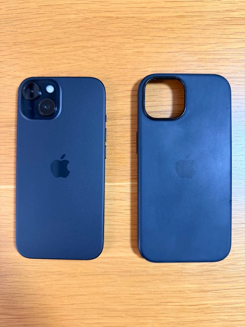 iPhone15 本体 128GB 純正ケース付き