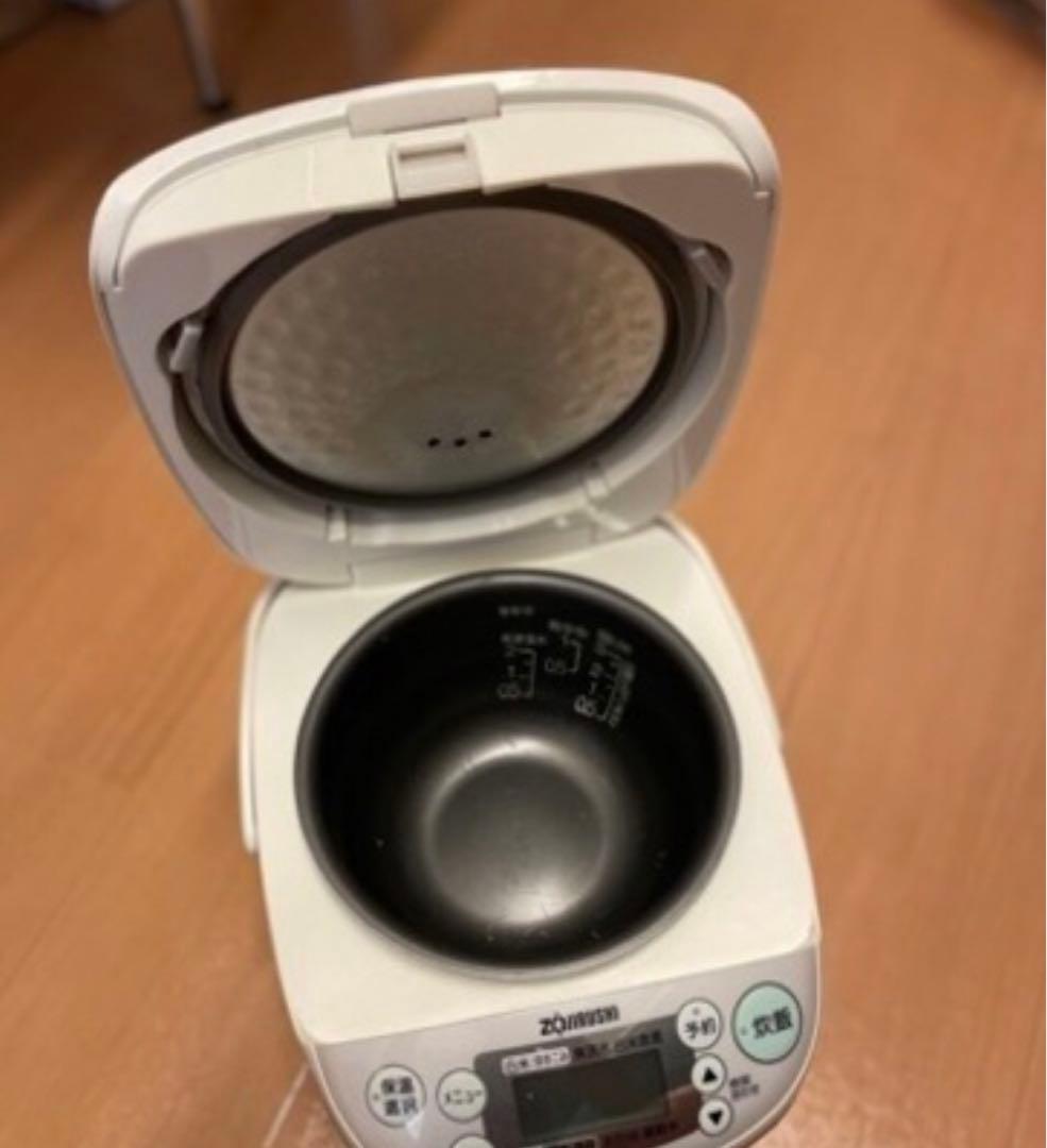 象印　炊飯器　炊飯ジャー　シルバー