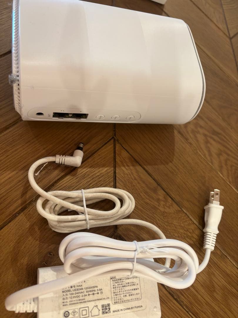 au Speed Wi-Fi  5G L11 本体