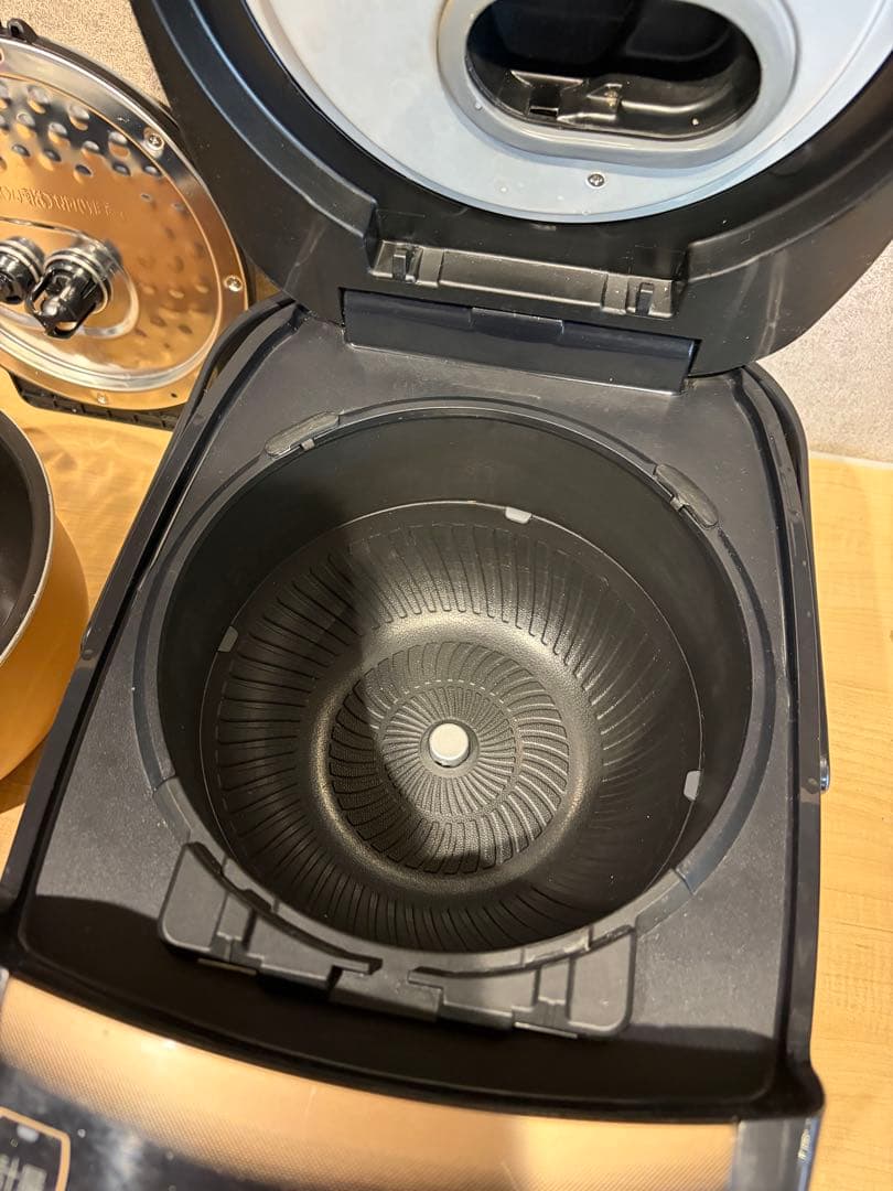 アイリスオーヤマ 銘柄量り炊き 圧力IH 炊飯器5.5合 KRC-PC50-B