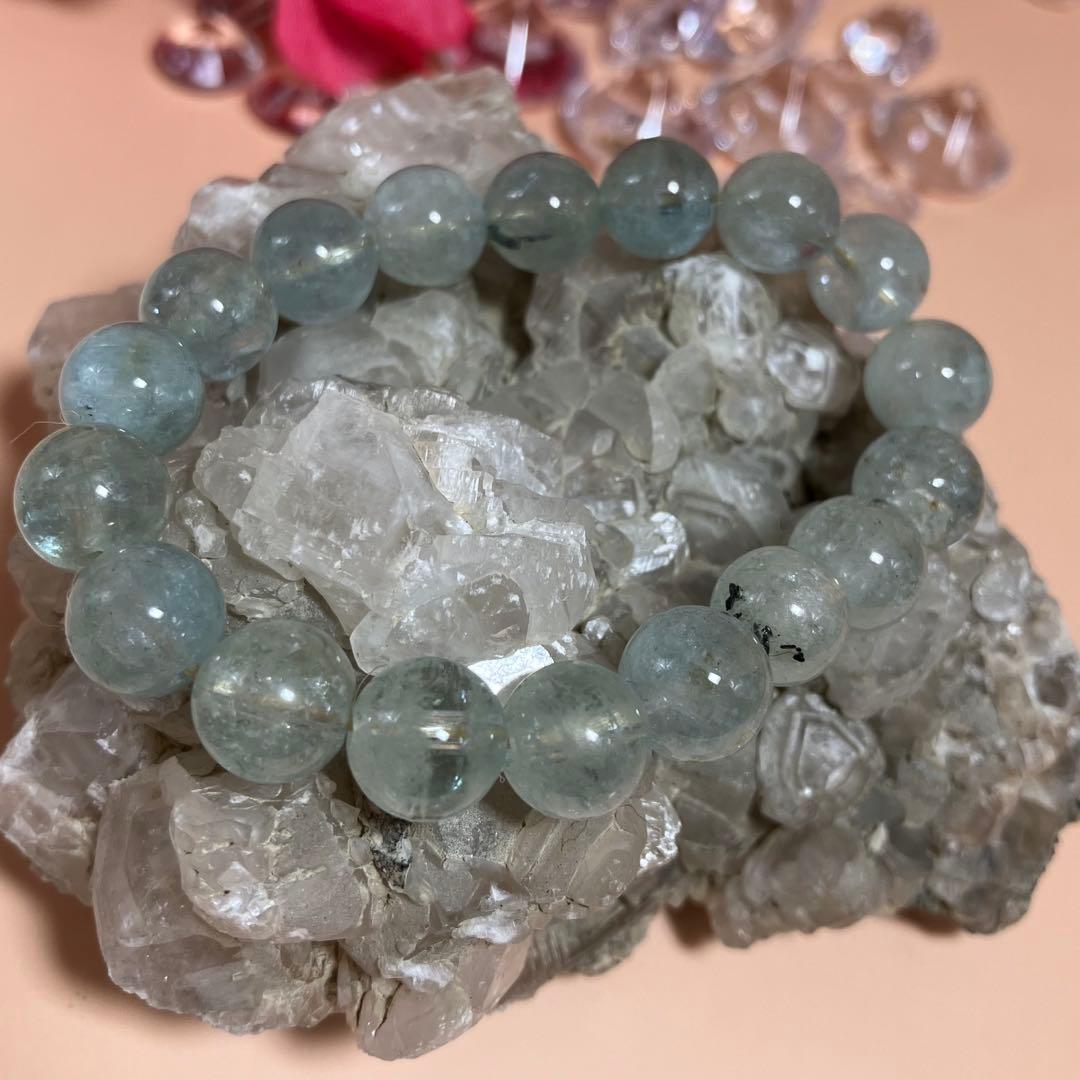 精神の強力な浄化✨疲れている人に✨珍品✨アポフィライト✨魚眼石✨結晶が独特✨✨