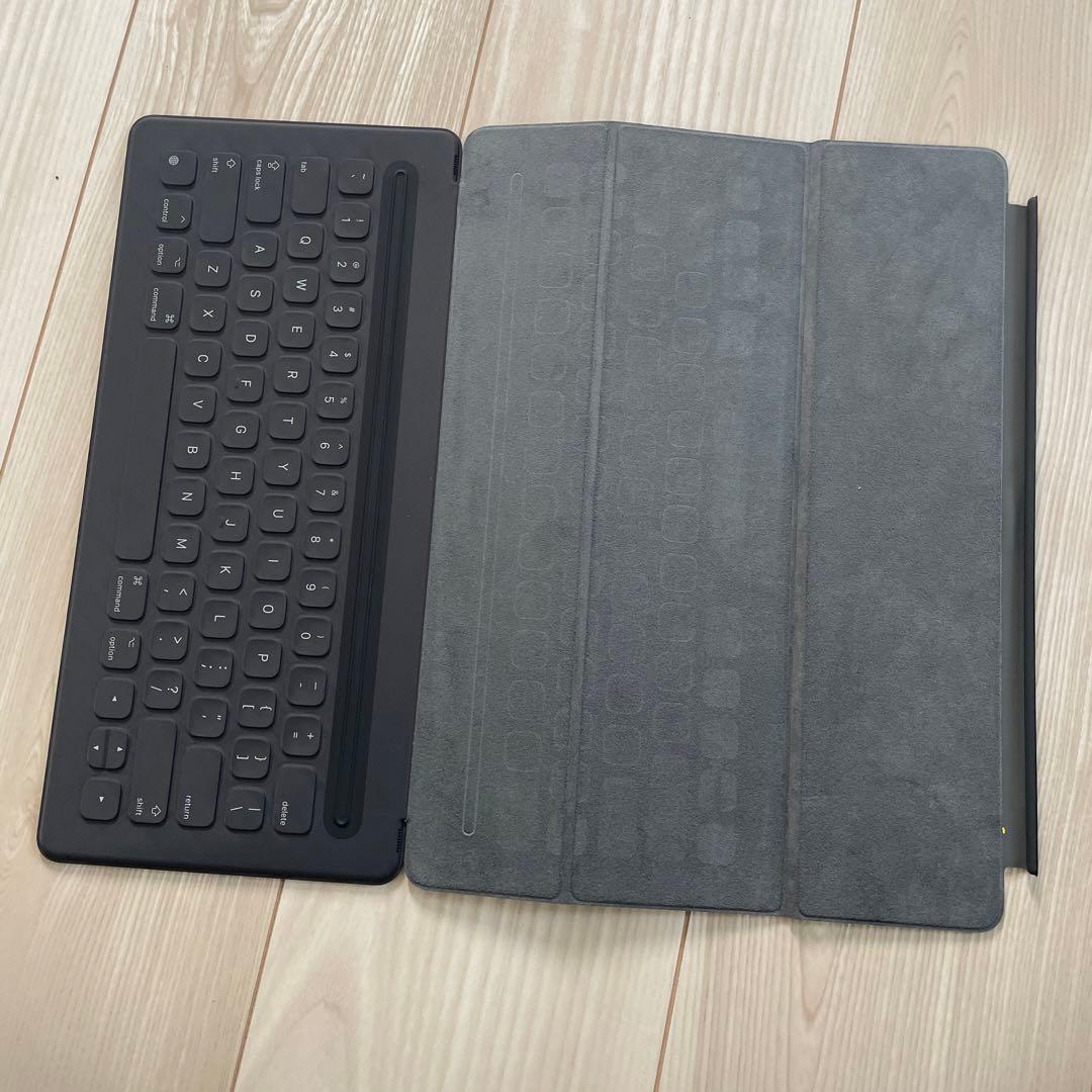iPad Pro 12.9 インチ用キーボード　折りたたみ式 スマート