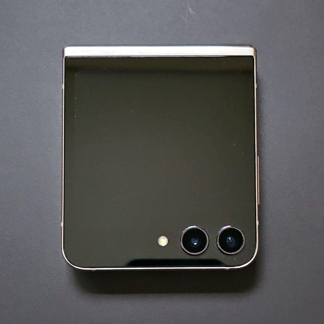 【ジャンク】Samsung Galaxy Z Flip5 クリーム