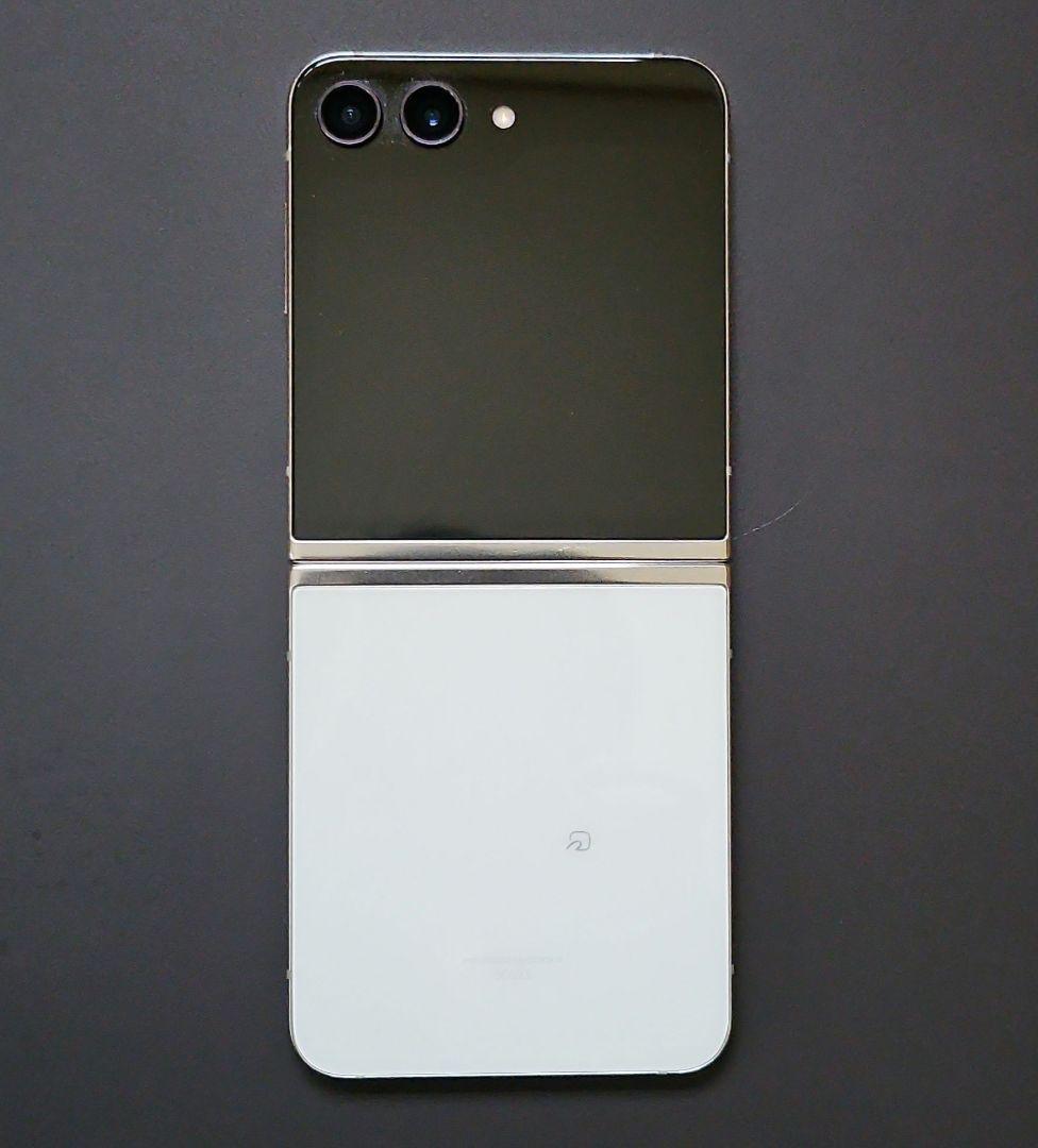 【ジャンク】Samsung Galaxy Z Flip5 クリーム