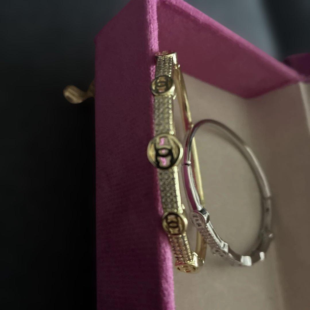 CHANEL☆ ピアス2つとバングル2色☆