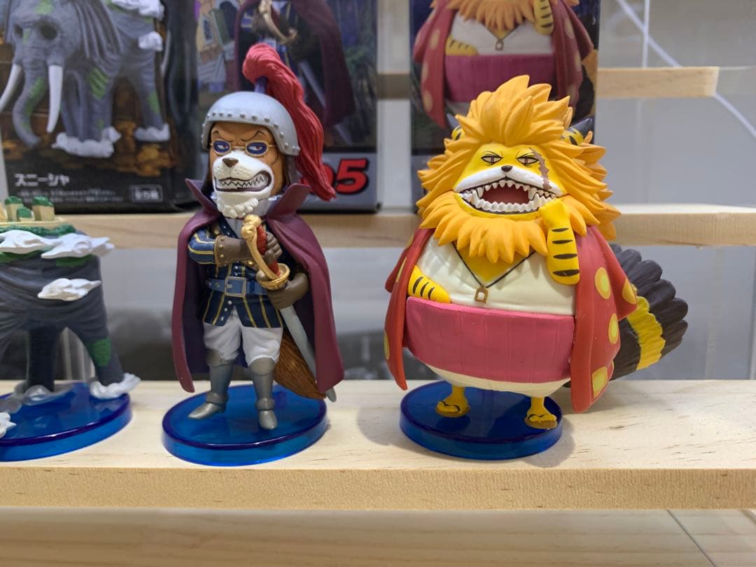 ワンピース ワールドコレクタブルフィギュア ゾウ ズニーシャ ネコマムシ 3種