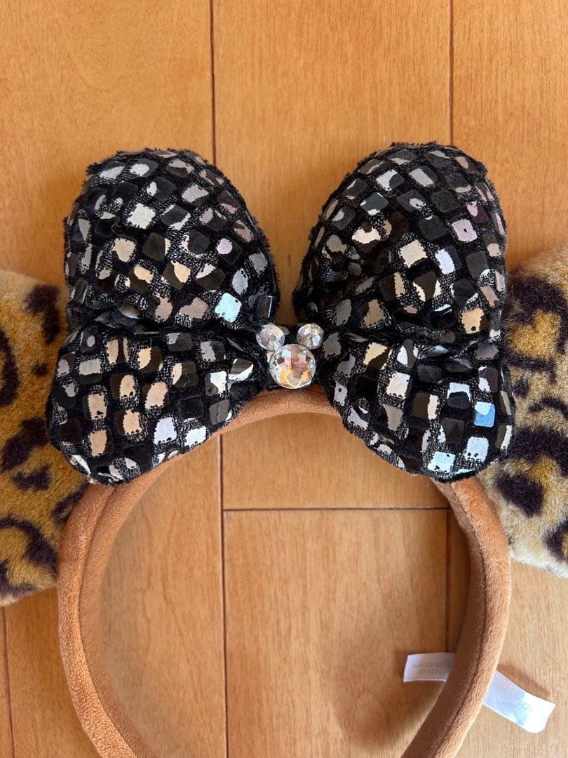 【美品】ディズニー　ミニー　カチューシャ　ヒョウ柄　リボン
