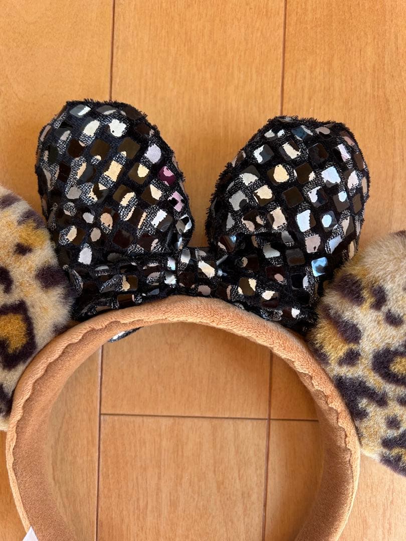 【美品】ディズニー　ミニー　カチューシャ　ヒョウ柄　リボン