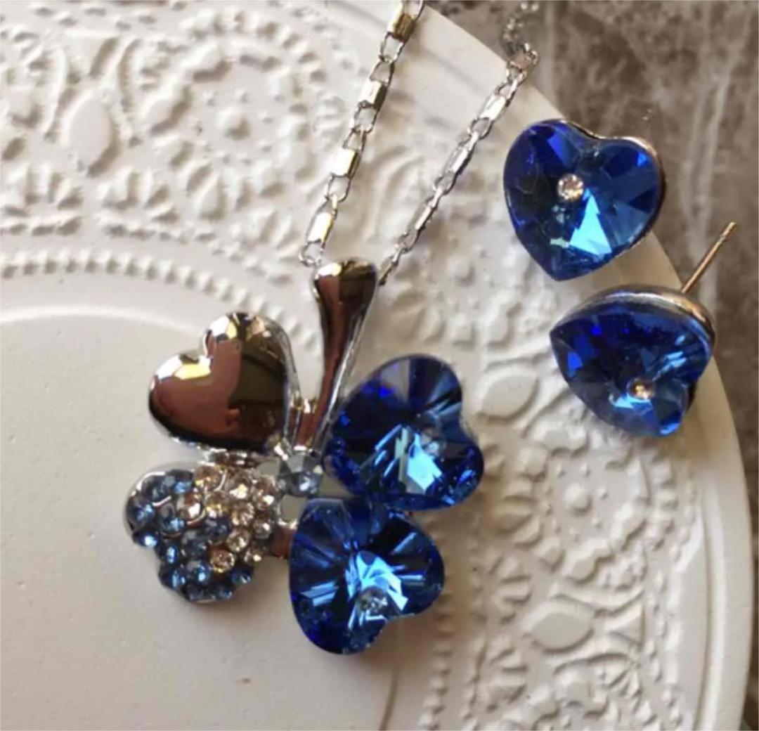 【ギフト推奨】スワロフスキー❤️18kg クローバーネックレス　ピンク