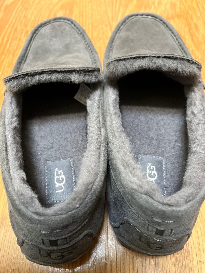 UGG モカシン28.5センチ