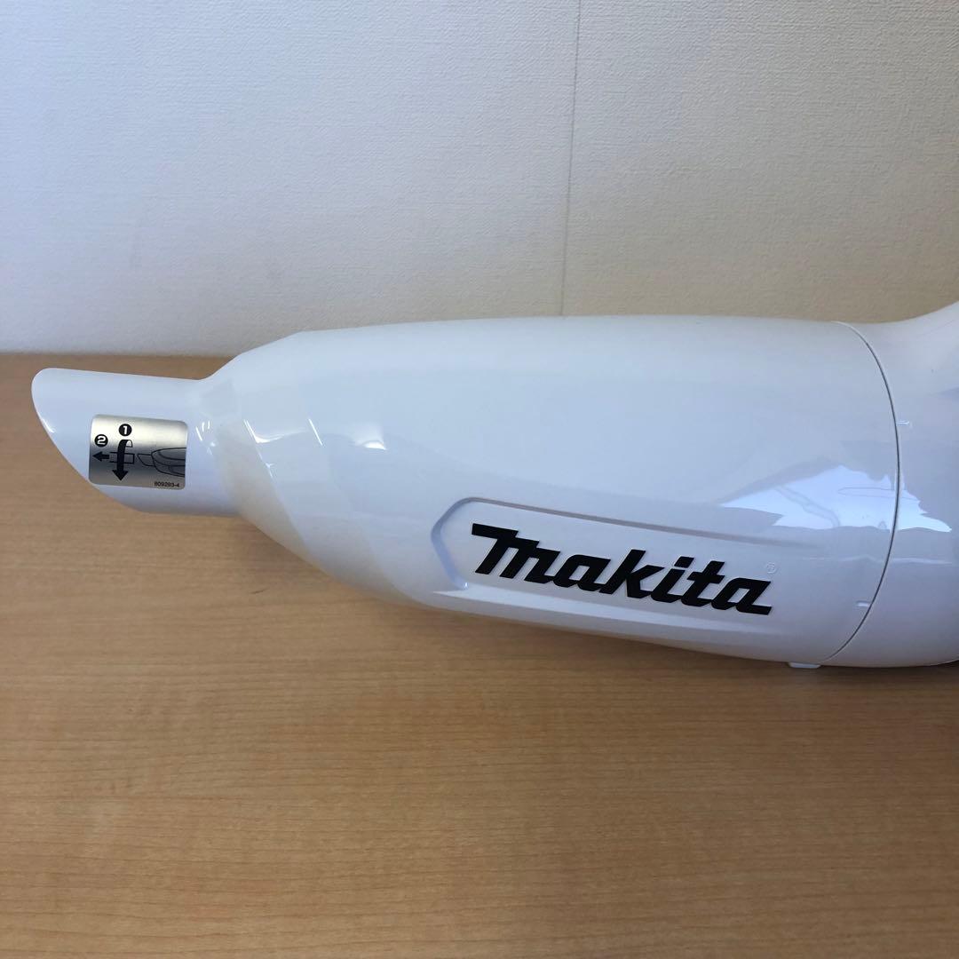 【新品未使用品】Makita マキタ 充電式クリーナー CL108FDZW 本体