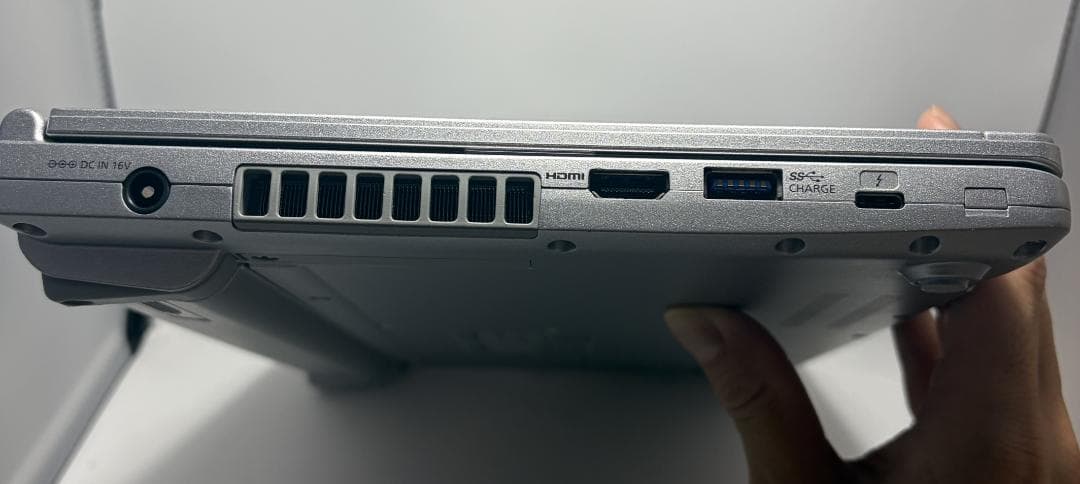 美品♪i5 8GB Panasonic Let’s note CF-SV9