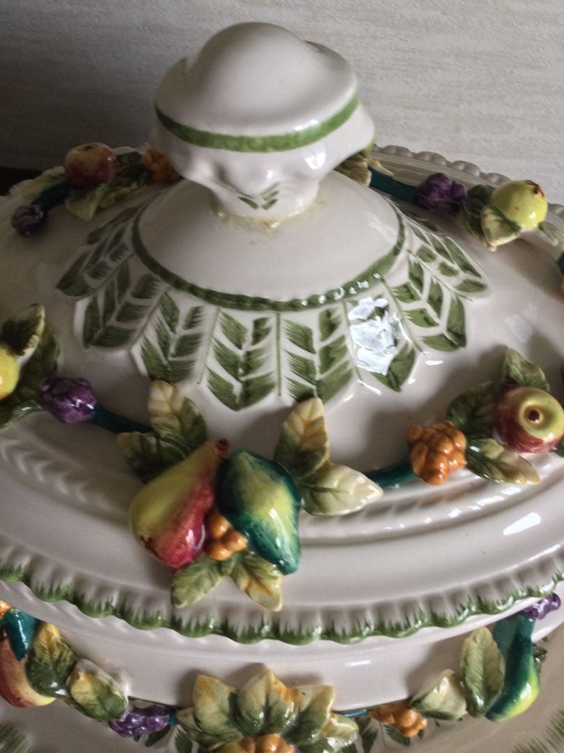 ヴィンテージ　フルーツモティーフチュリーン　蓋付き容器　スーピエール　難あり