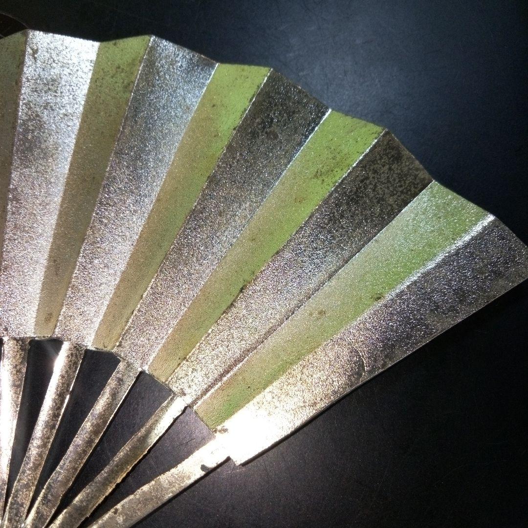 金属製？　松竹梅　扇子　せんす　扇　おうぎ　慶事・吉祥のシンボル　※台座なし