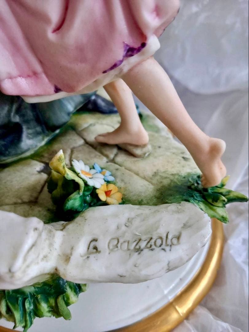 イタリア　カポディモンテ　陶器人形　フィギュリン　オブジェ　ぬいぐるみ　ドール