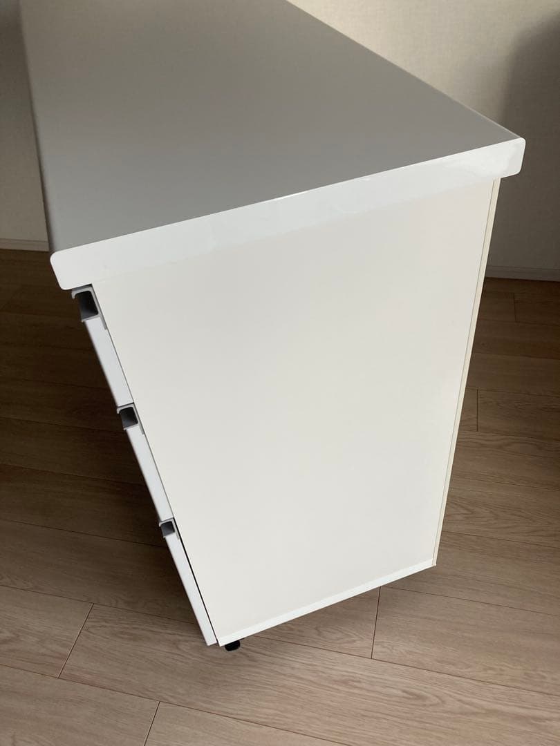 美品 パモウナ キッチンカウンター キャスター付き 食器棚 120㎝