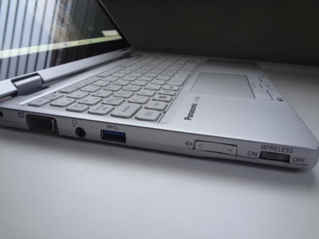 Let's note 10インチ i5-7Y57 SSD128(新品) MEM8