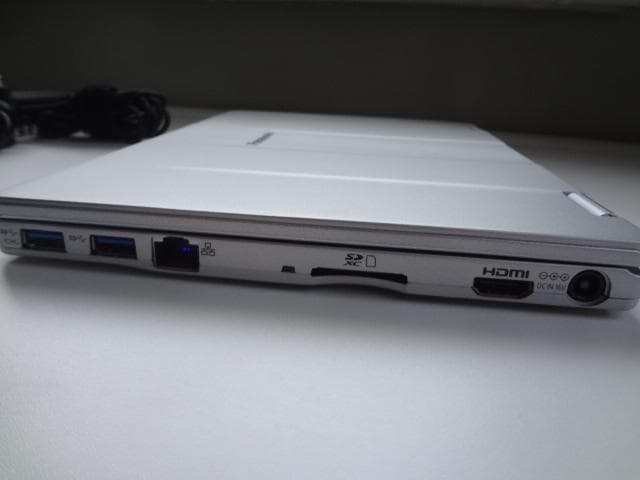 Let's note 10インチ i5-7Y57 SSD128(新品) MEM8