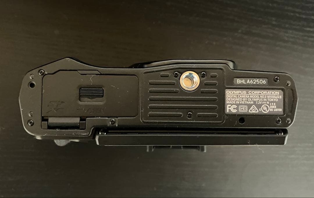 【おまけ6点】OLYMPUS OM-D E-M10 Mark 2 ダブルズーム