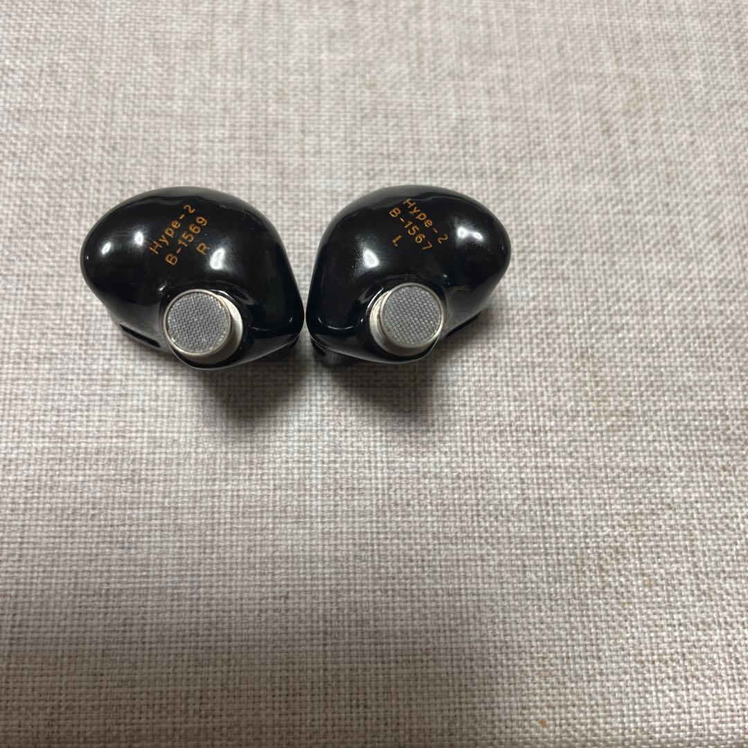 イヤホン thieaudio hype2