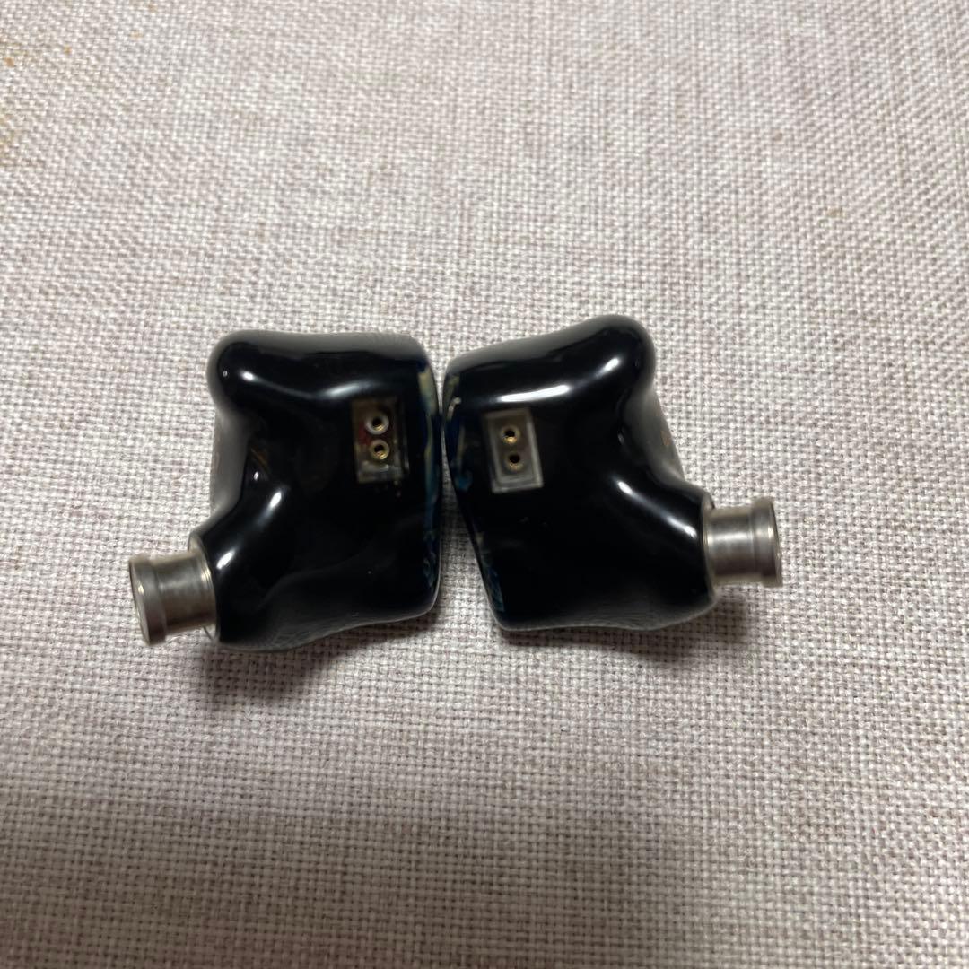 イヤホン thieaudio hype2