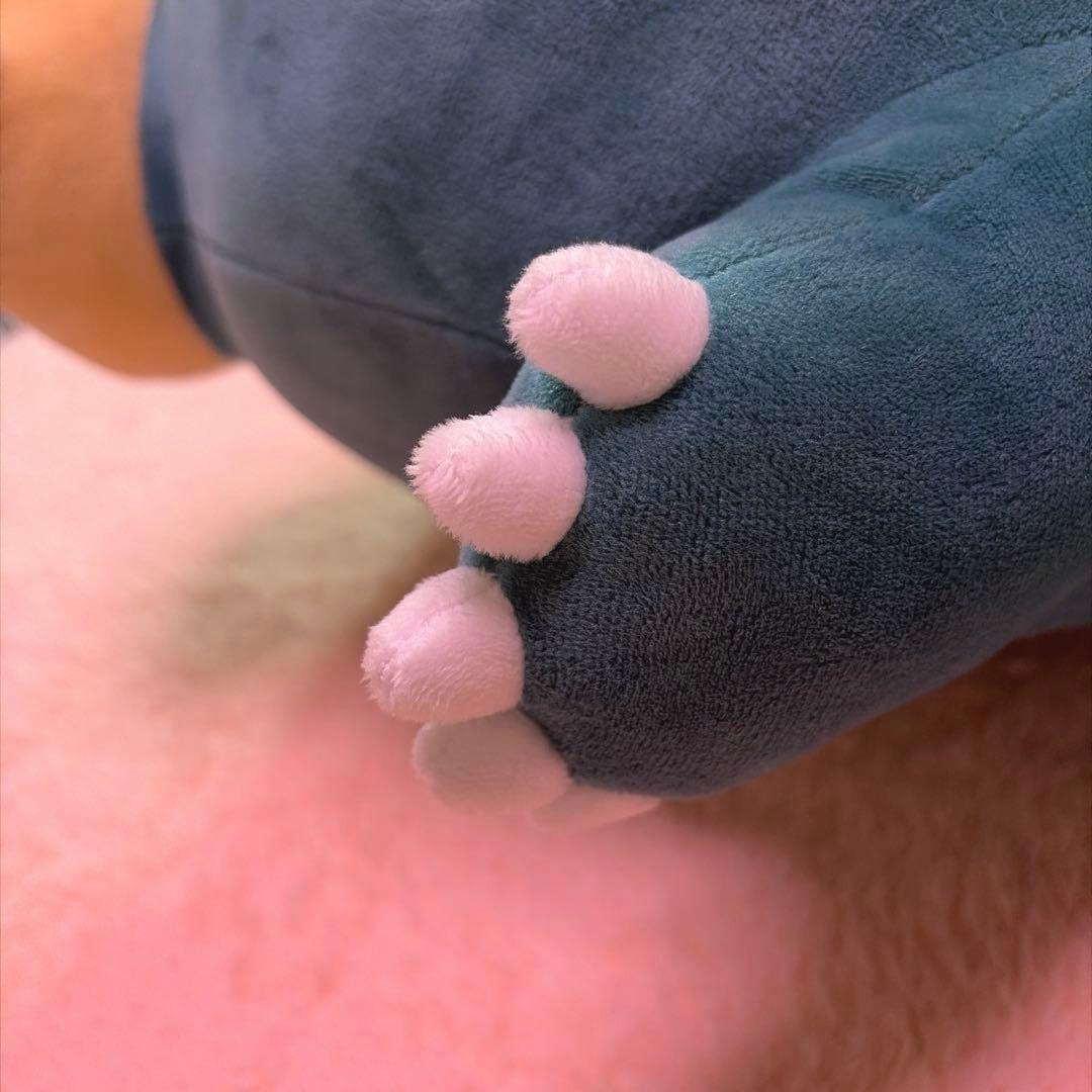 ポケモンセンター限定　カビゴン　ぬいぐるみ