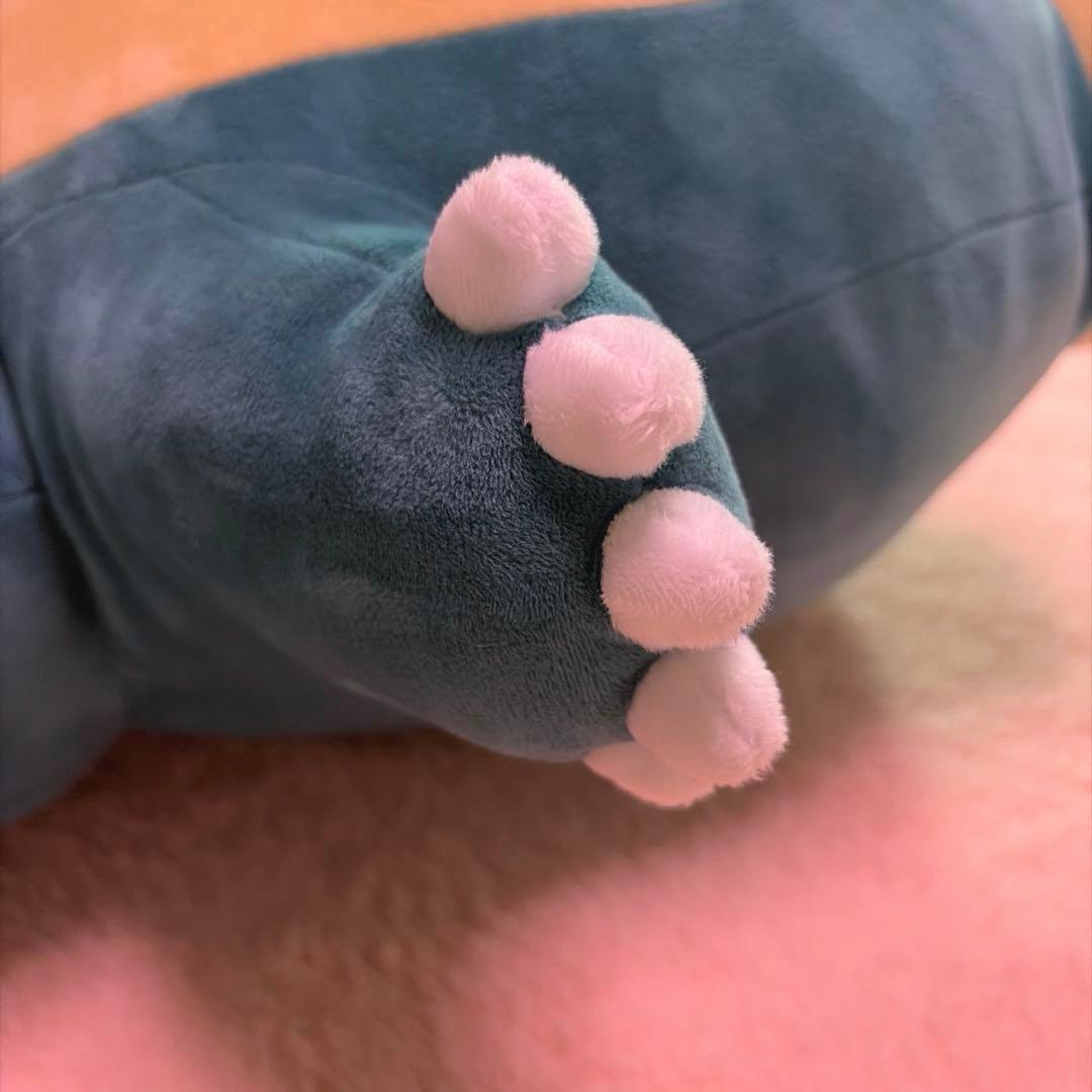 ポケモンセンター限定　カビゴン　ぬいぐるみ