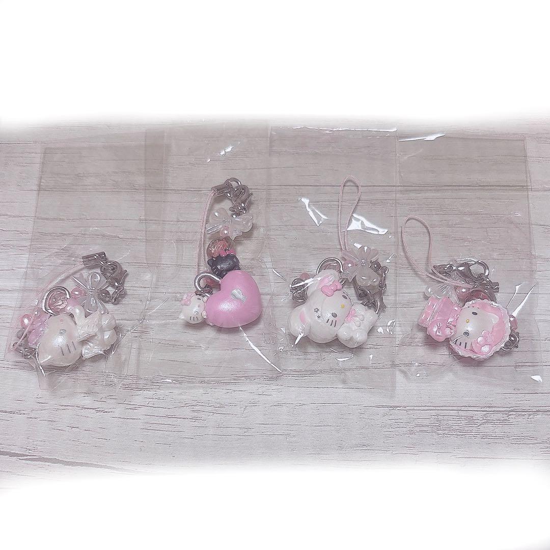 【新品未使用】　サンリオ　シークレットストラップ　天使と小悪魔　Sanrio