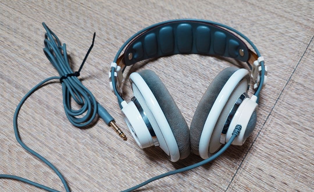 AKG K701 ジャンク（音は正常）