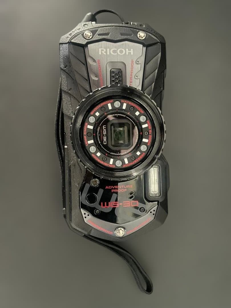 RICOH WG-30 防水デジカメ SD32GB付