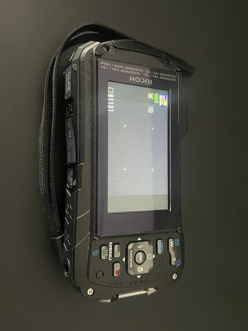RICOH WG-30 防水デジカメ SD32GB付