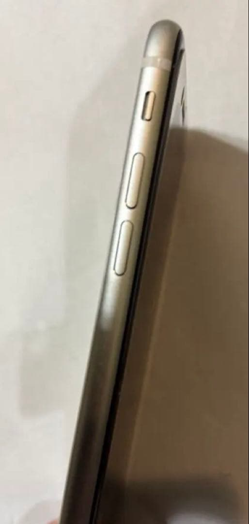 iPhone SE (第2世代) 64GB ホワイト SIMフリー