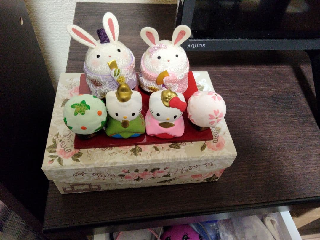 うさぎのお雛様、キティのお雛様